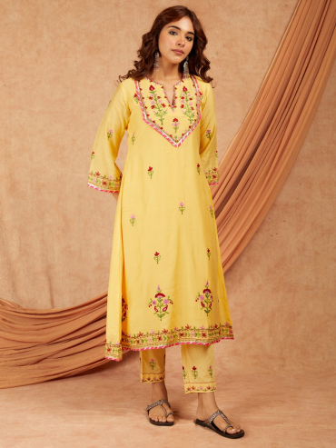 Yellow Chanderi Aari Embroidery Kurta with pants- set of 2