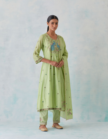 Green Peacock Embroidered Chanderi Kurta