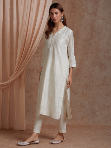 White Aari embroidery Chanderi Round Neck Kurta