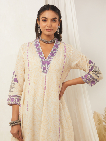 Off-White Purple Hand Block Printed Cotton Anarkali V-Neck Kurta