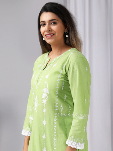 Green Aari Embroidery Round Neck Cotton kurta