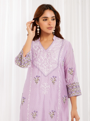 Purple Aari Embroidered Chanderi & Printed V-Neck Kurta