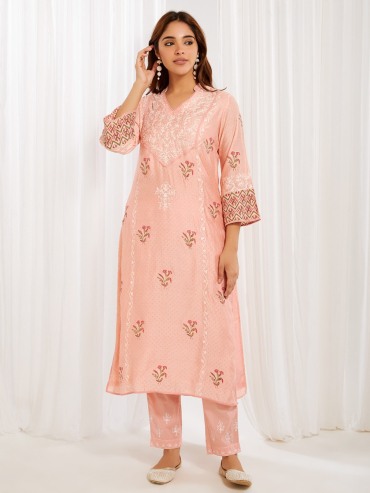 Peach Aari Embroidered Chanderi & Printed V-Neck Kurta