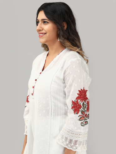 Off-White Red Hand Block Printed Cotton Dobby V-Neck Kurta